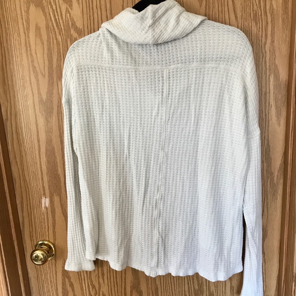 Cowl turtleneck sweater - Picture 2 of 4